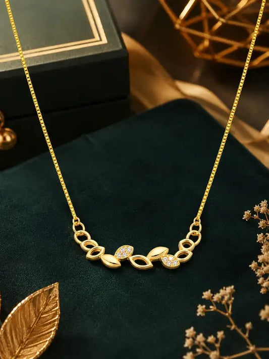 Luxury Gold Leaf Necklace With Zircon Stones Fashion Jewelry Elegant Plated Design Pendant Stylish