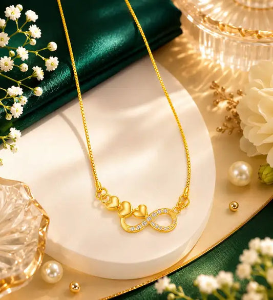 Luxury Gold Leaf Necklace With Zircon Stones Fashion Jewelry Elegant Plated Design Pendant Stylish